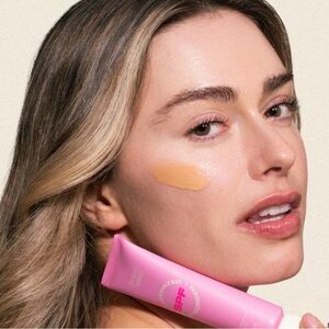 The Skinny Confidential Caffeinated Sunscreen NWT